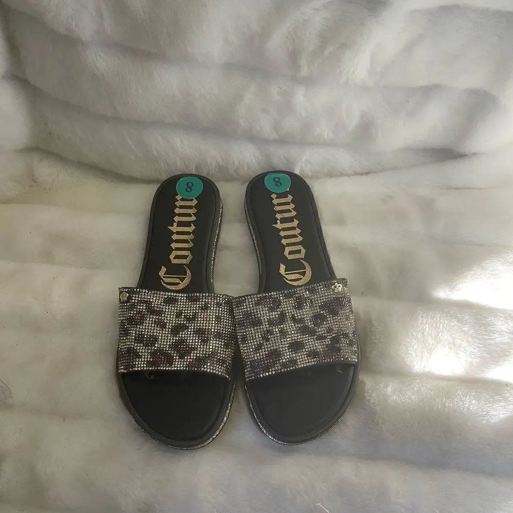 Juicy Couture
Yummy Beaded animal prints Slide Sandals size 8